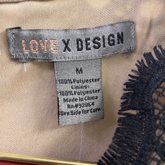 Love x Design | Selma Surplice Lace Dress - Picture 11 of 11